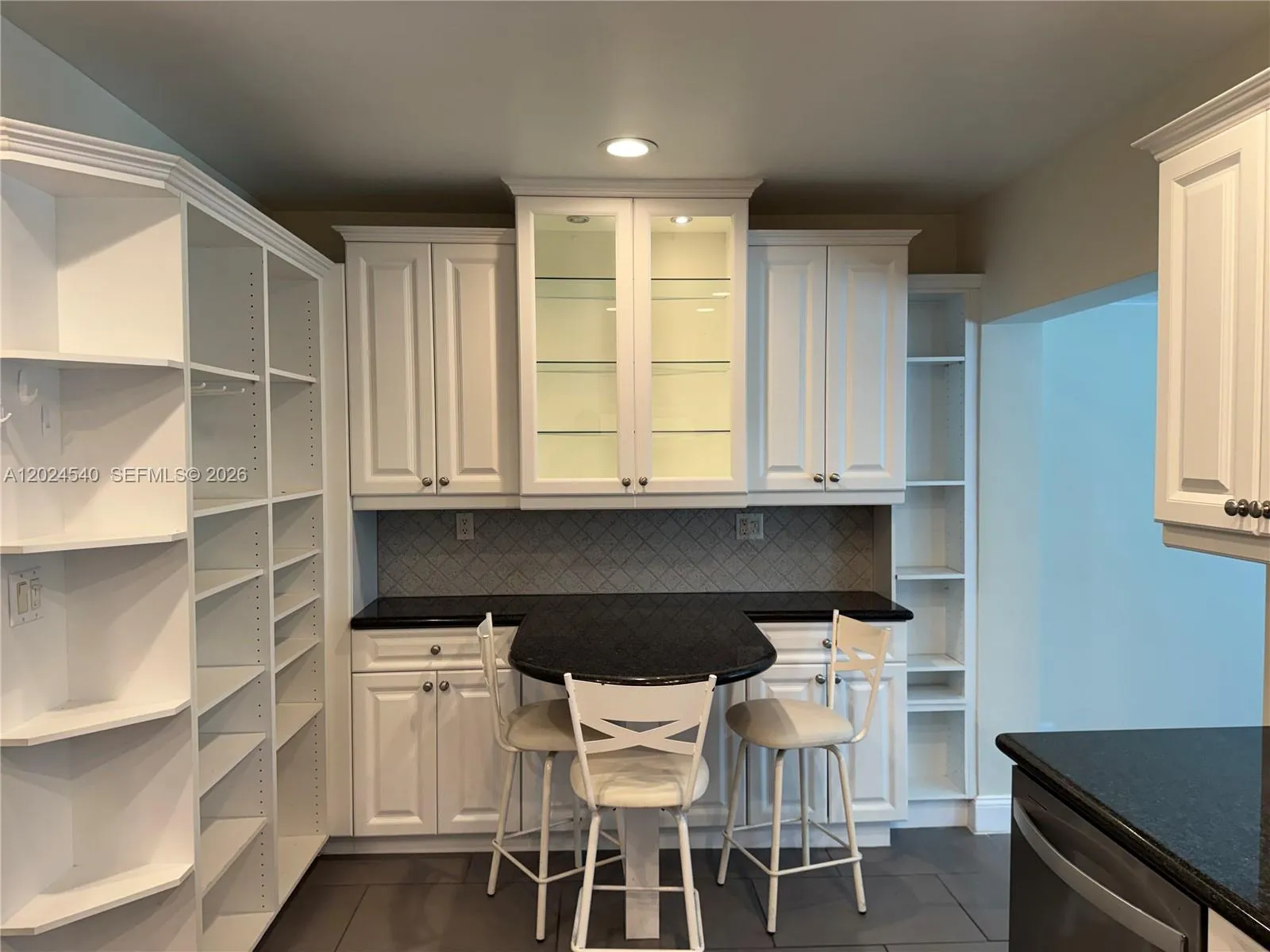 1660 NW 42nd St, Oakland Park FL 33309