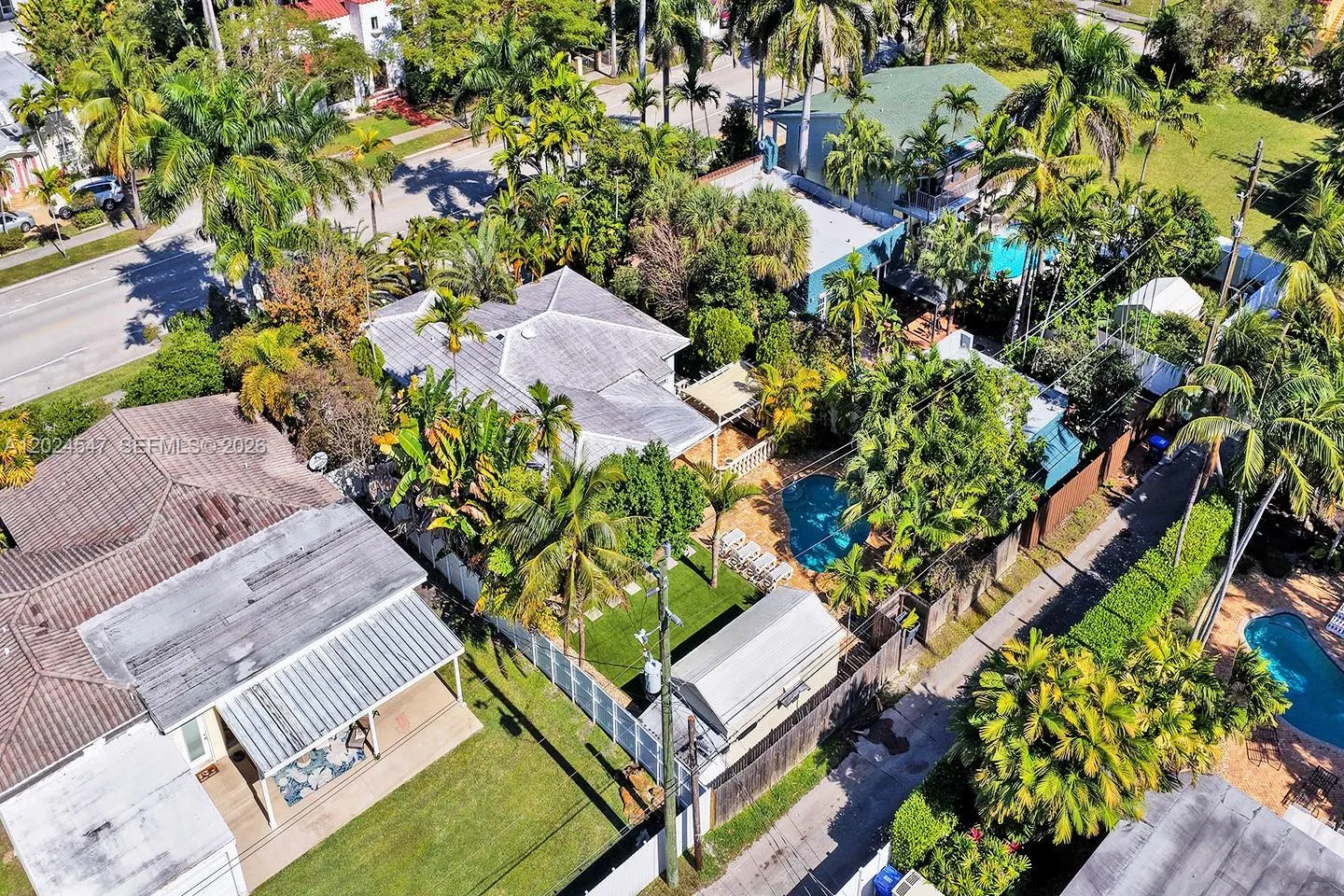 1016 Harrison St, Hollywood FL 33019