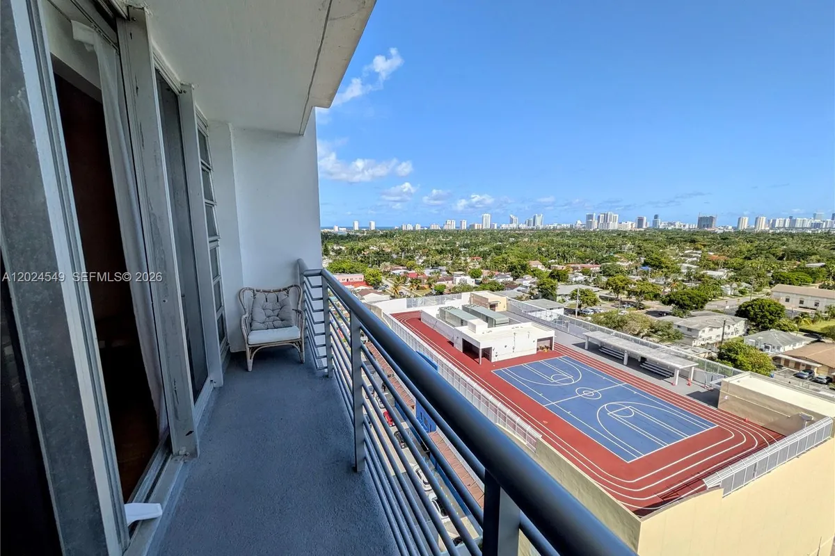 1720 Harrison St # 14D, Hollywood FL 33020