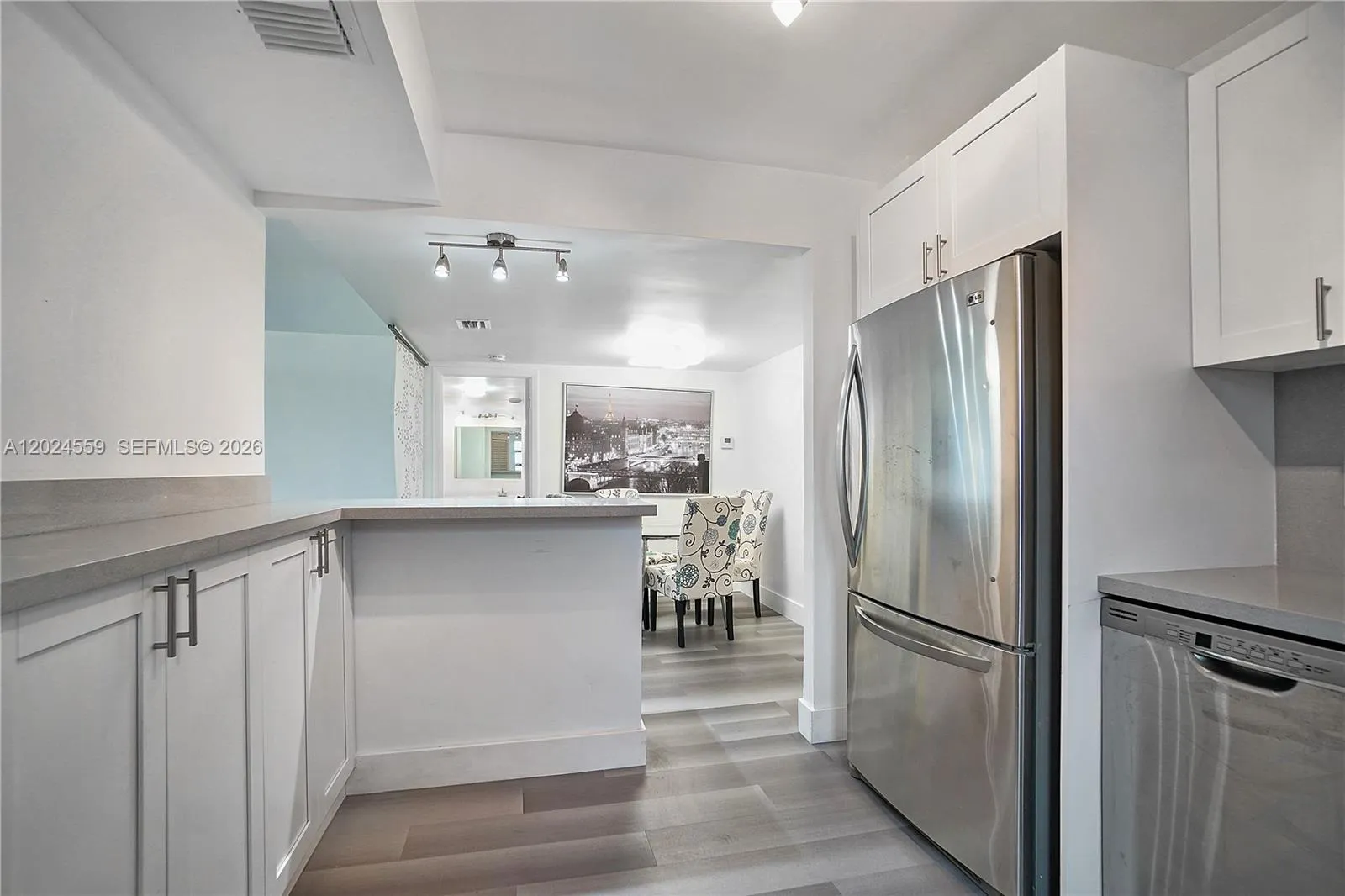9273 Collins Ave # 309, Surfside FL 33154
