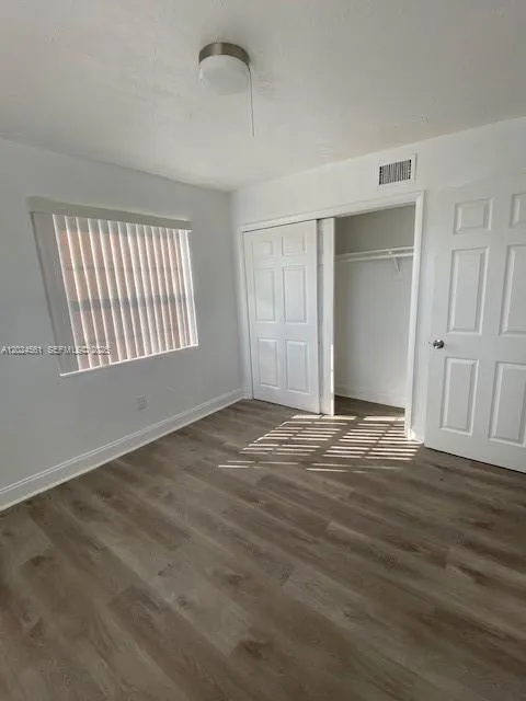 5960 NE 5th Ct # 4, Miami FL 33137