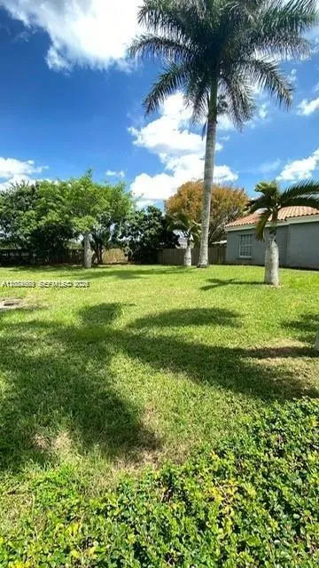 21080 SW 242nd St, Homestead FL 33031