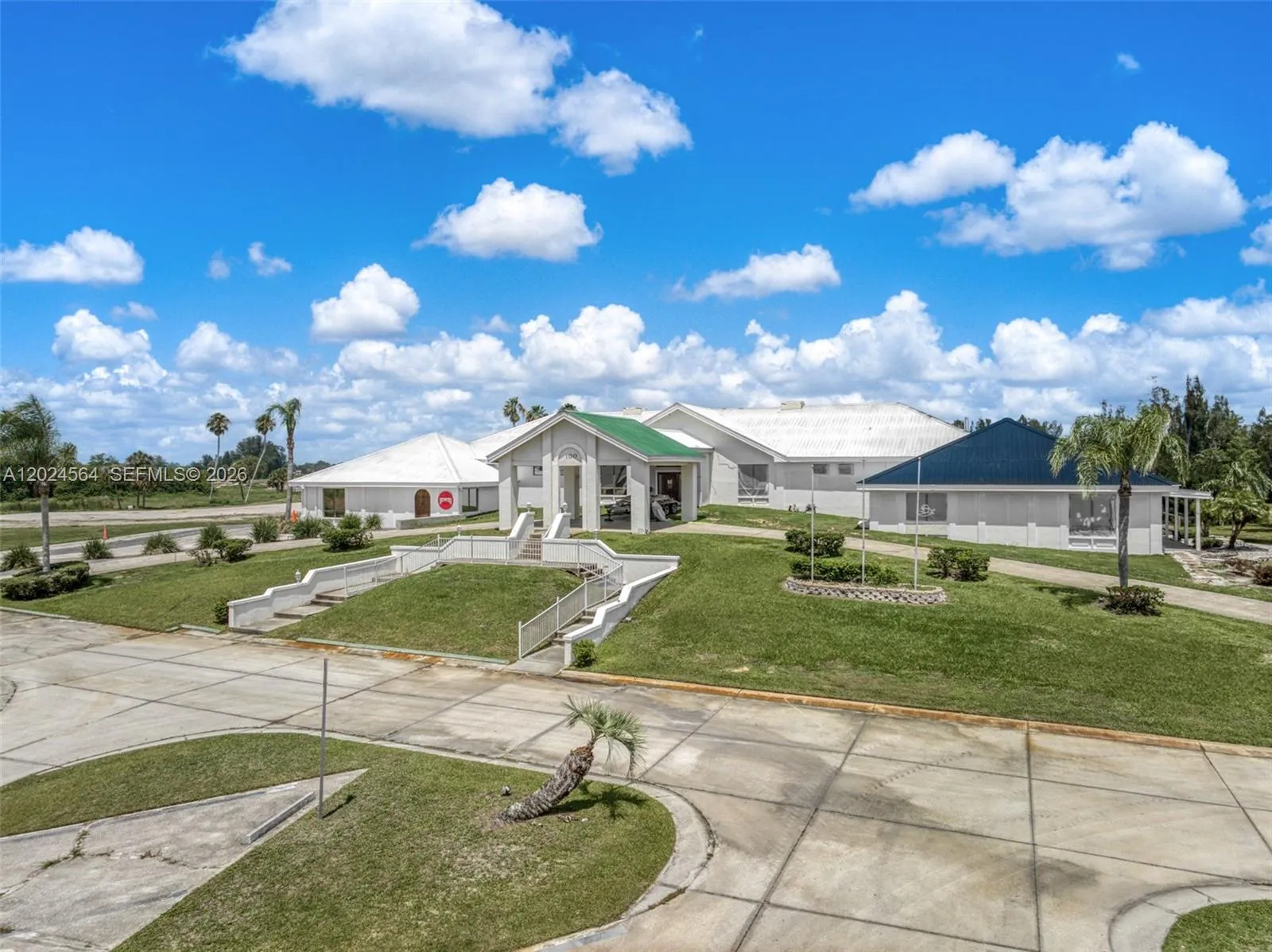 6813 Heavitree, Sebring FL 33876