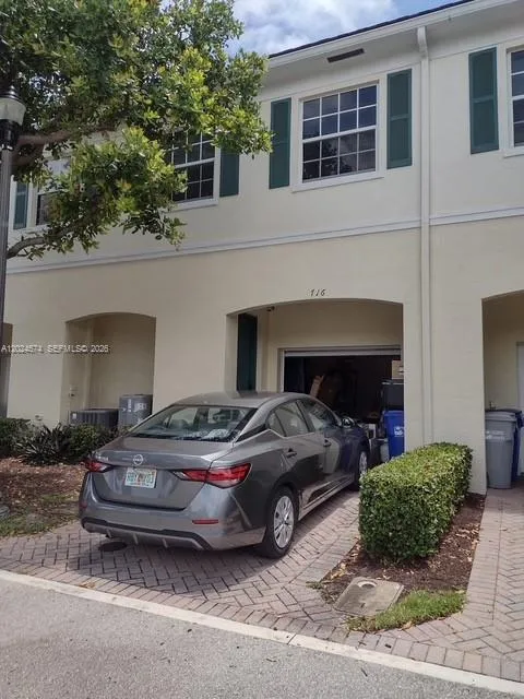716 SW 2nd Way, Pompano Beach FL 33060
