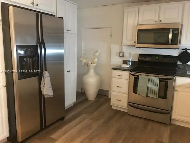 923 SW 43 ave # 1, Miami FL 33134