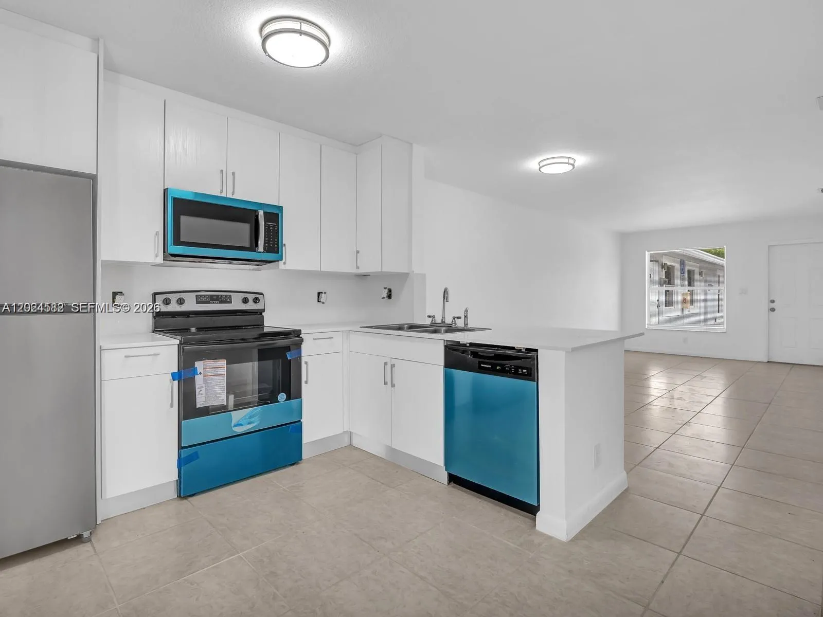 241 NW 40th St # 4, Oakland Park FL 33309