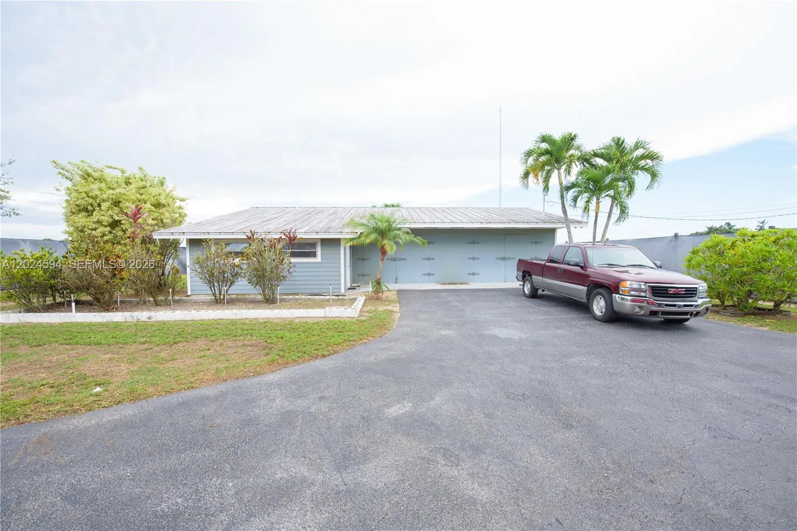 17355 SW 256th St, Homestead FL 33031