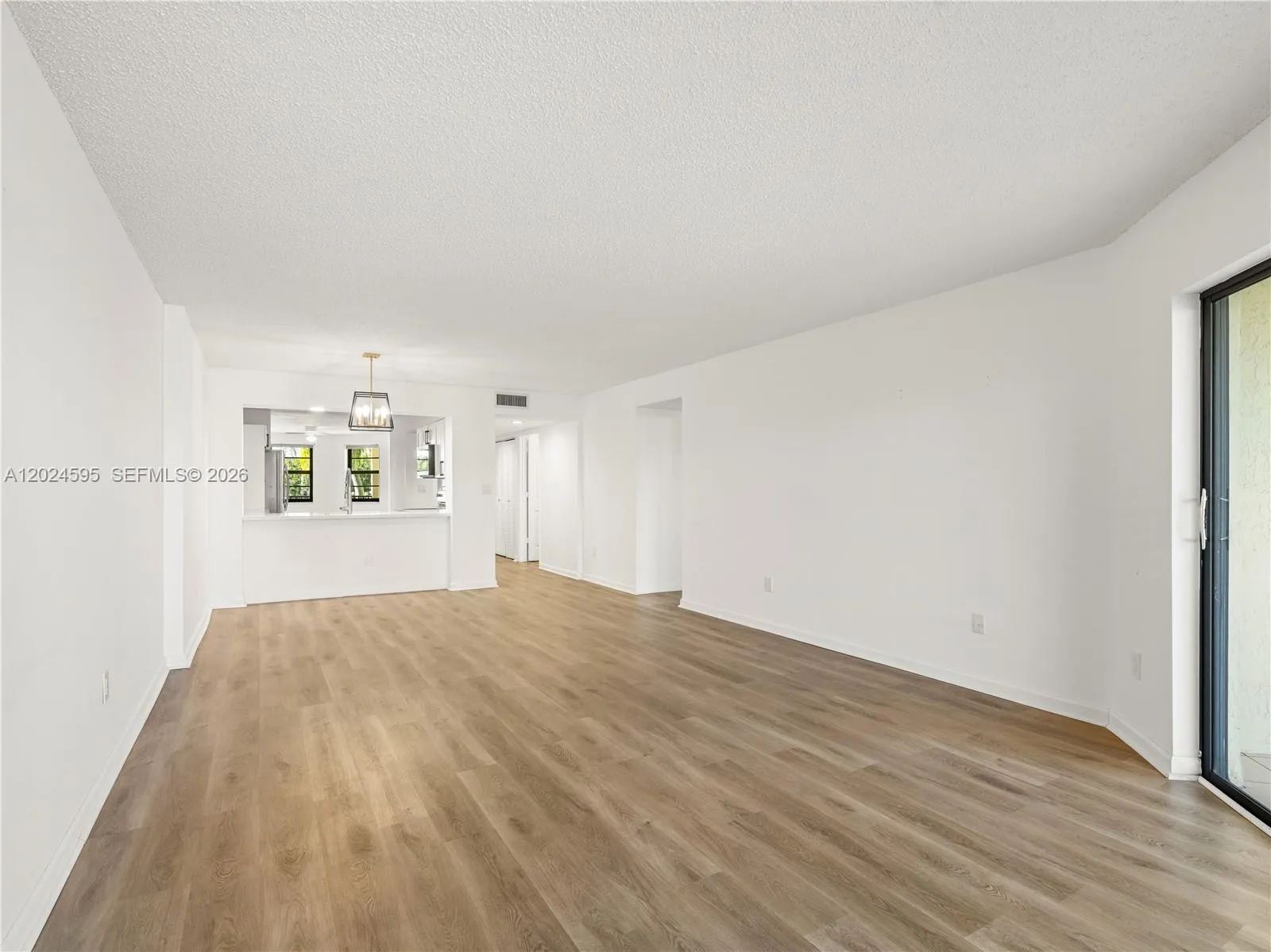 7547 Fairfax Dr # 210, Tamarac FL 33321