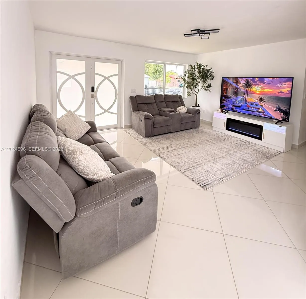 20130 SW 106th Ave, Cutler Bay FL 33189