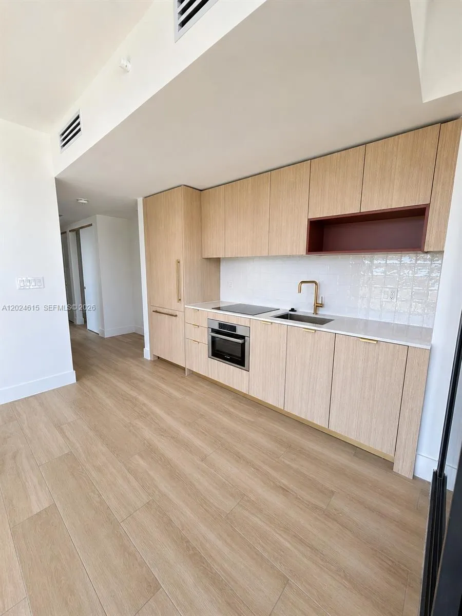 90 NE 32nd Street # 301, Miami FL 33127