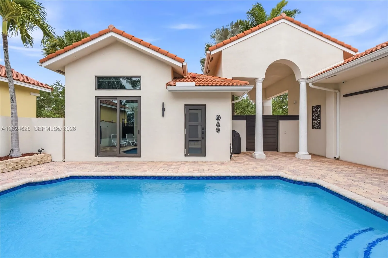 16460 NW 12th St, Pembroke Pines FL 33028