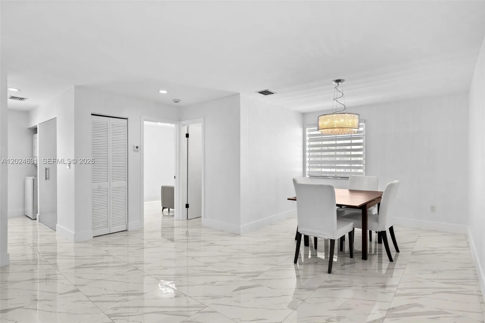 3549 Magellan Cir # 418, Aventura FL 33180
