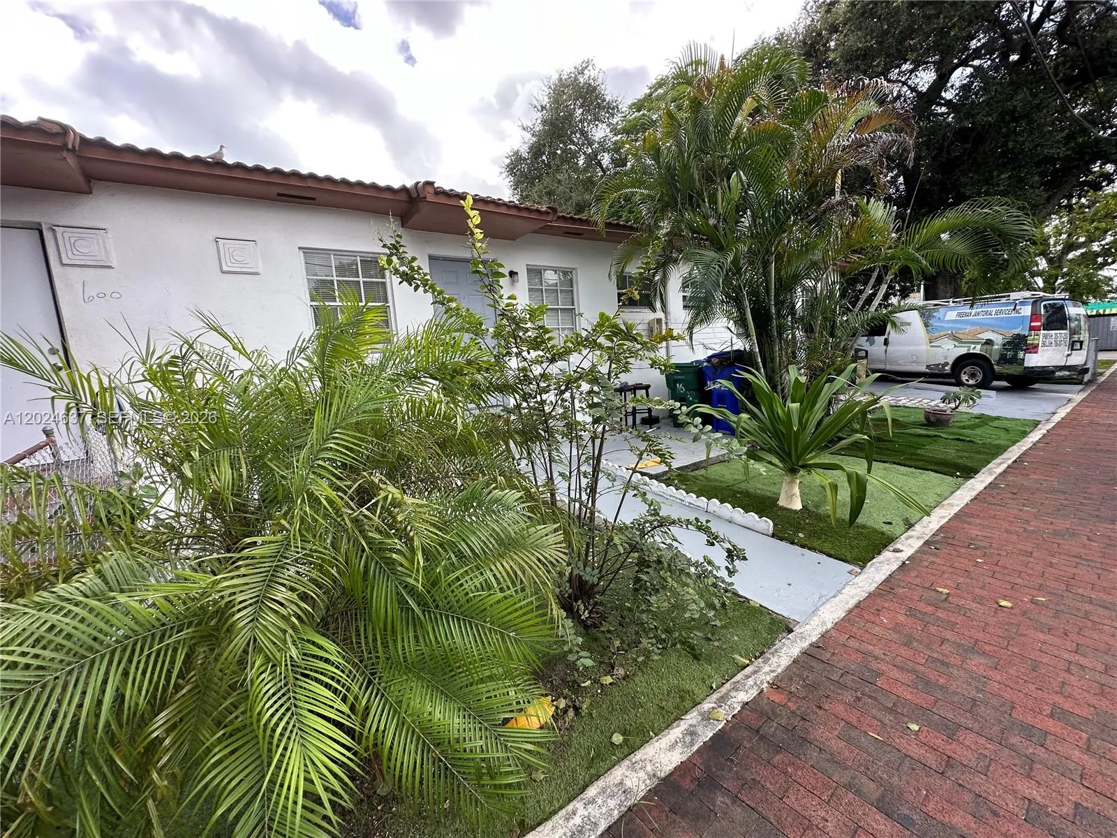 600 SW 16th Ave, Miami FL 33135