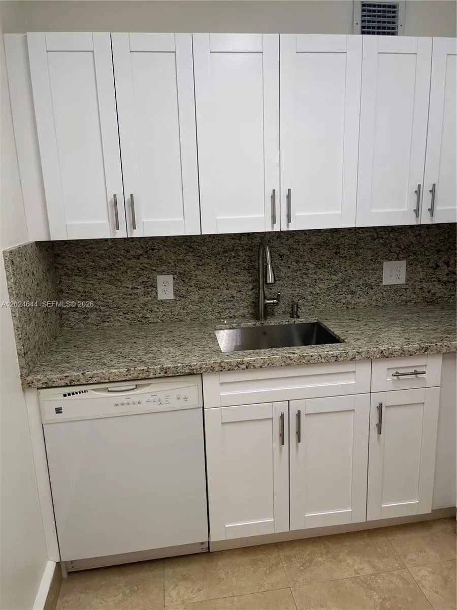 13500 SW 1st St # 112U, Pembroke Pines FL 33027