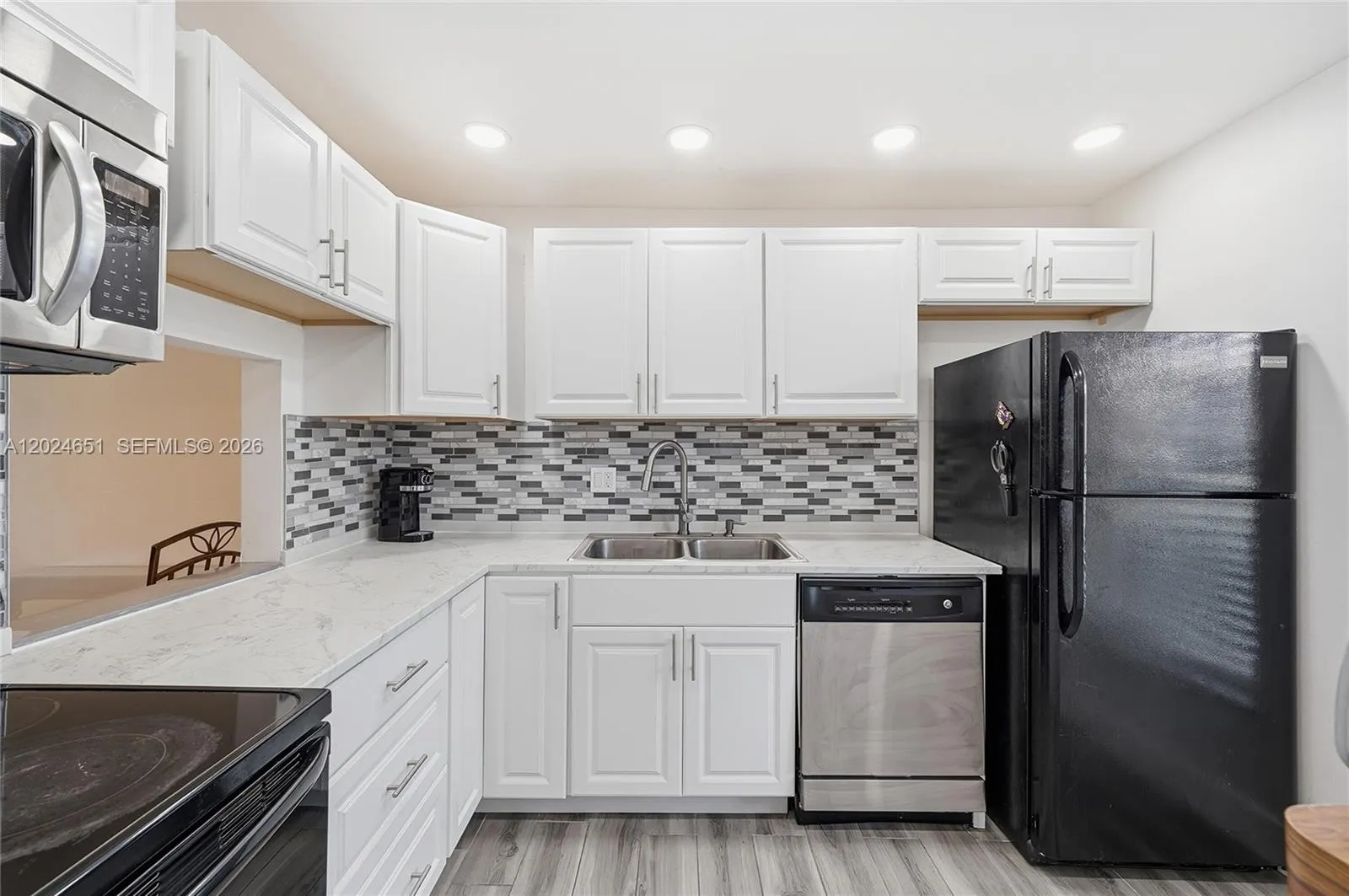 5860 NW 64th Ave # 102, Tamarac FL 33319