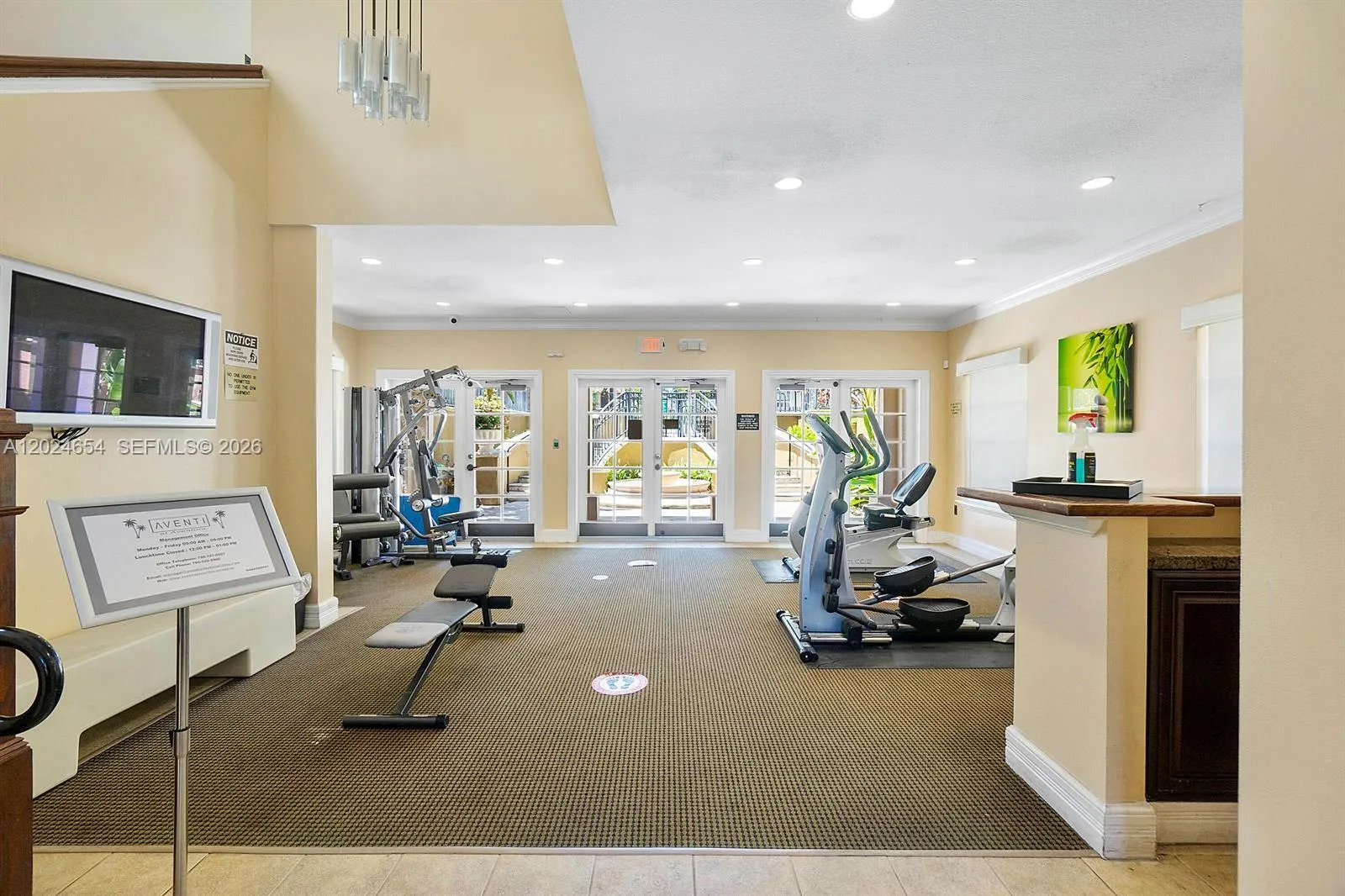2861 NE 185th St # 302, Aventura FL 33180