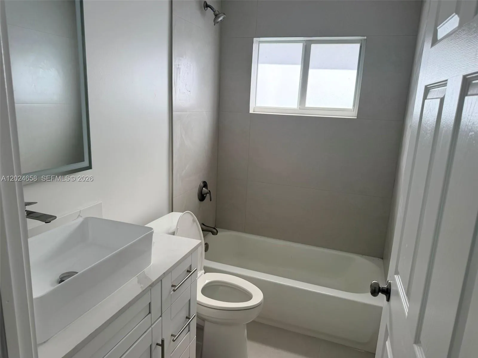 1185 NW 100th St # 1181, Miami FL 33150