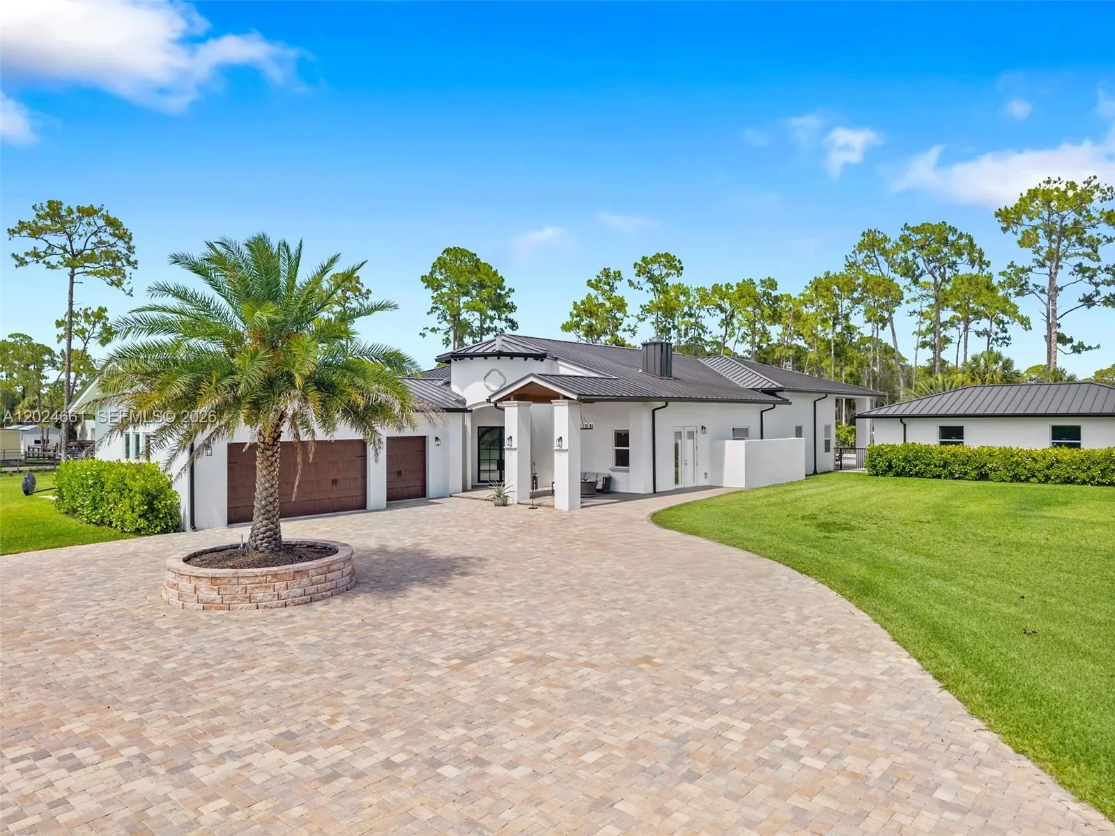 2798 Palm Deer Dr, Loxahatchee FL 33470