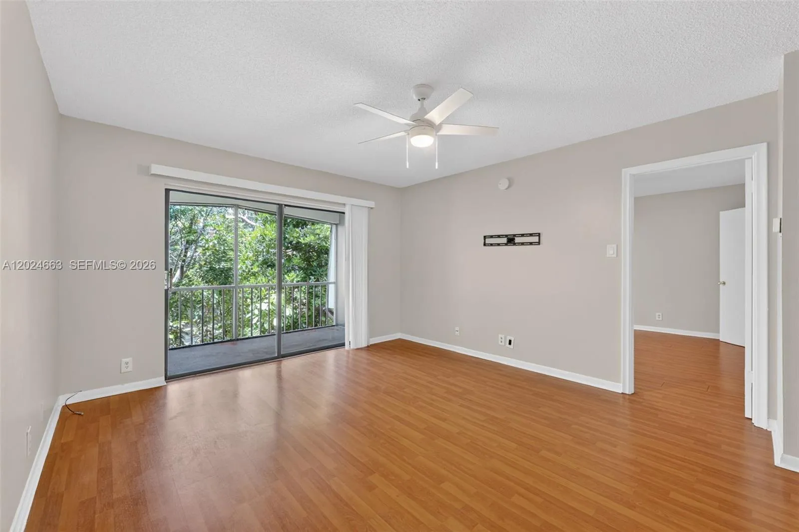 3119 Oakland Shores Dr # C212, Oakland Park FL 33309