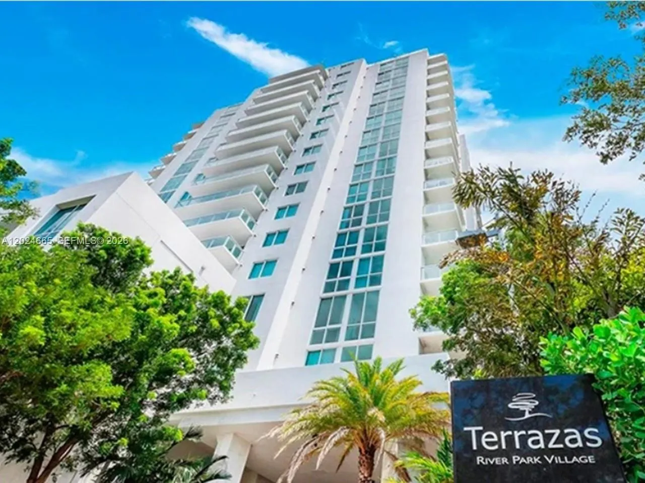 1861 NW S River Dr # 2008, Miami FL 33125