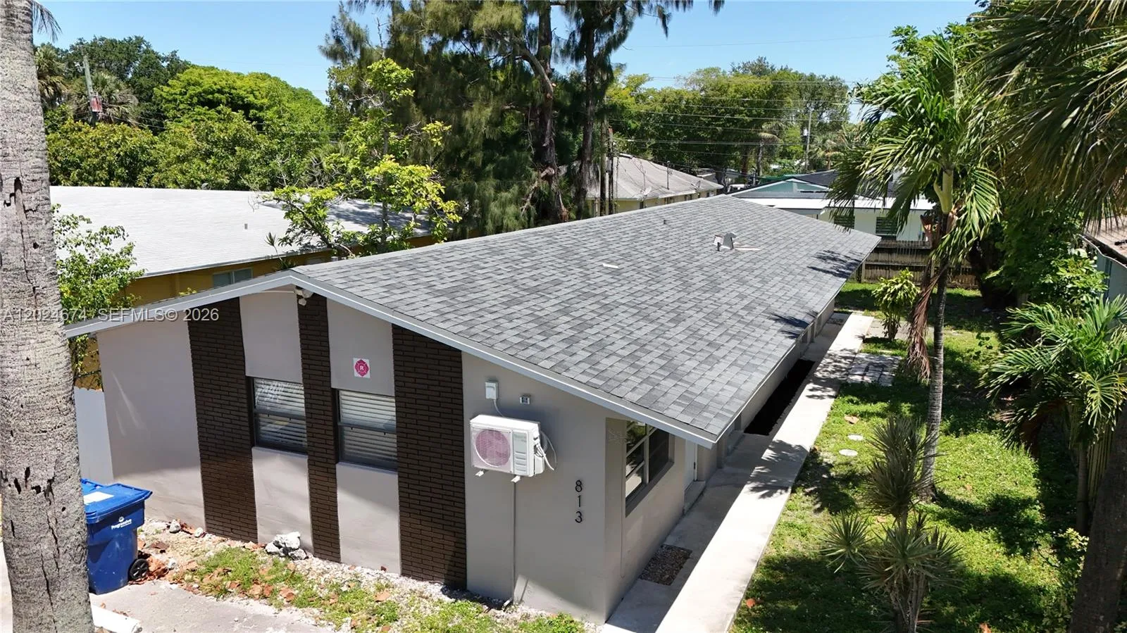 813 SW 29th St, Fort Lauderdale FL 33315