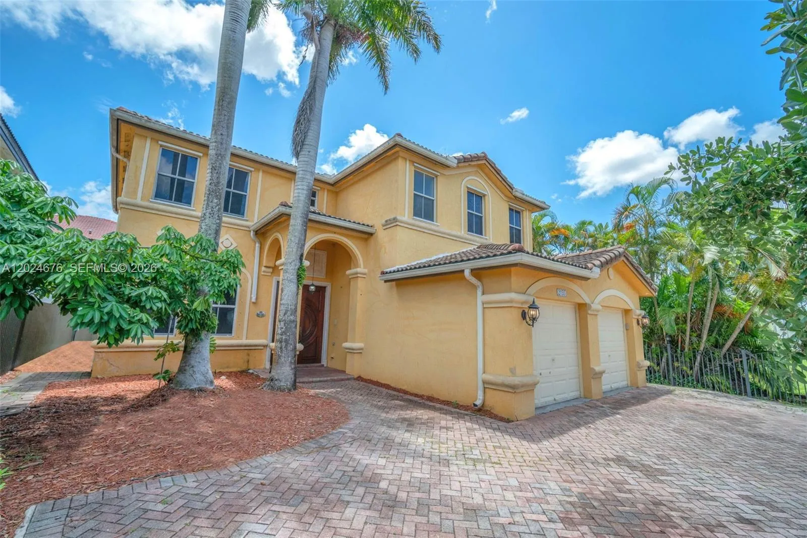2155 SW 156th Ct, Miami FL 33185
