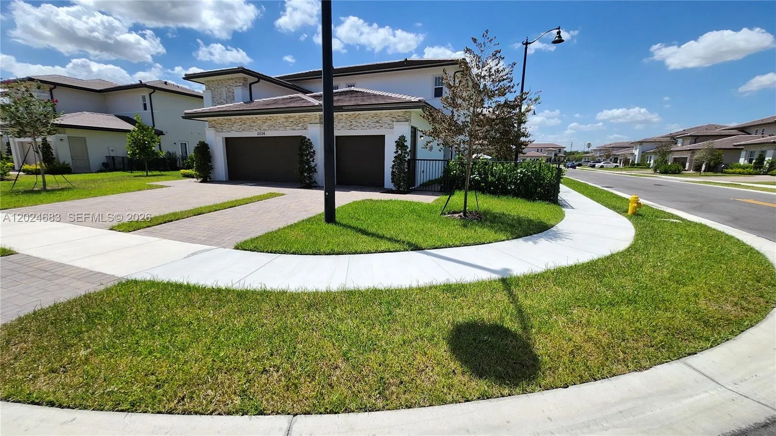 12336 SW 43rd Ct, Davie FL 33330