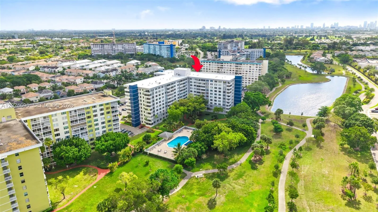 4350 Hillcrest Dr # 1016, Hollywood FL 33021