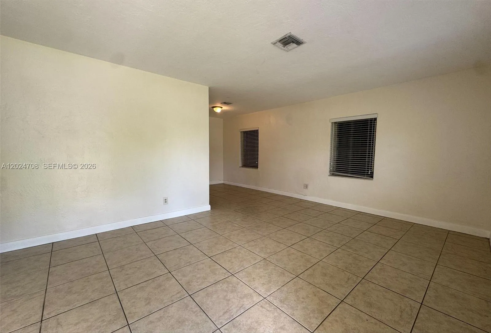 1320 NW 87th St, Miami FL 33147