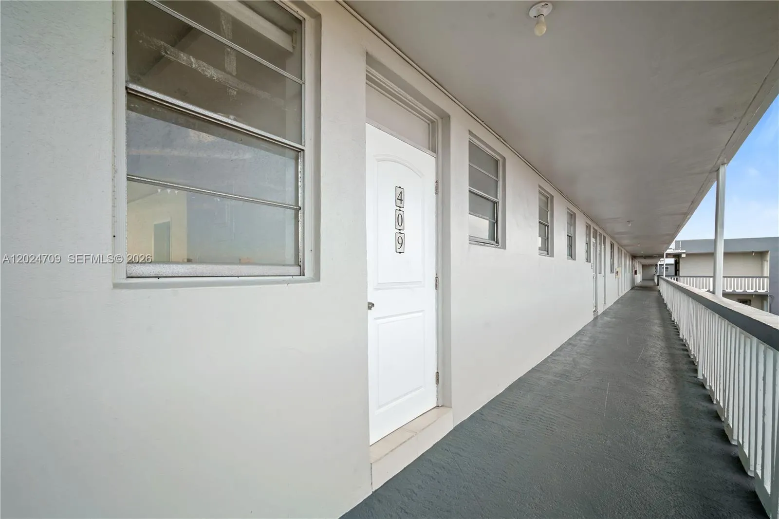 18601 NE 14th Ave # 409, Miami FL 33179