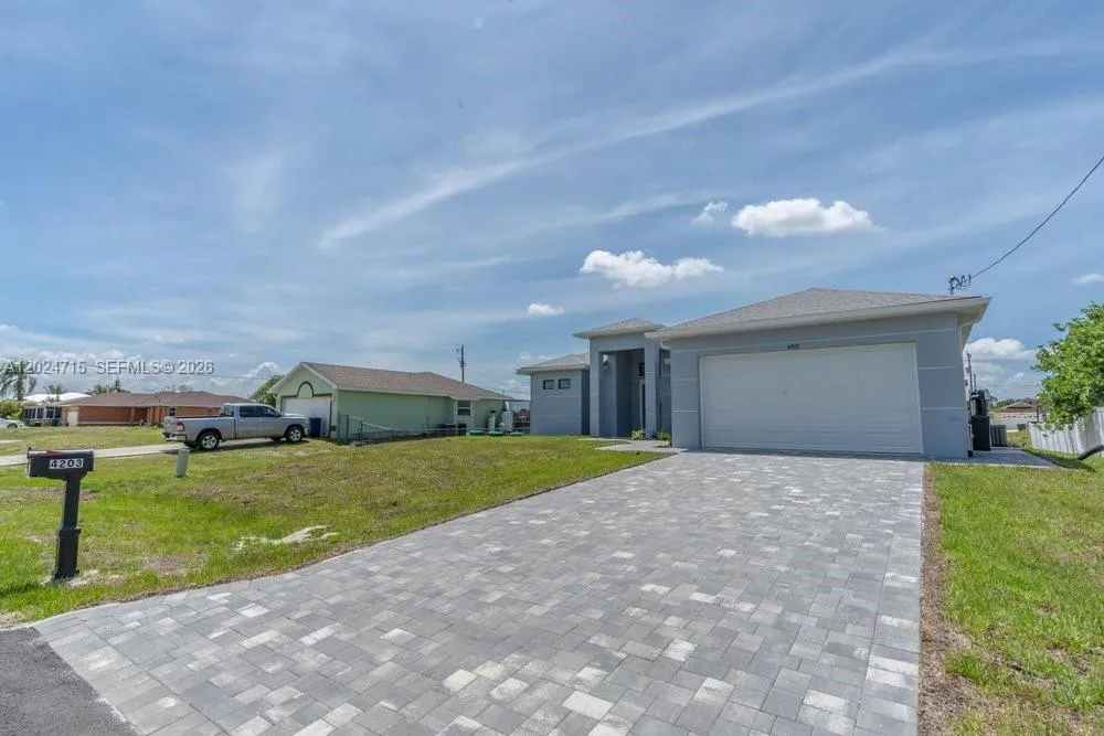 4203 11th St. W, Other City - In The State Of Florida FL 33971