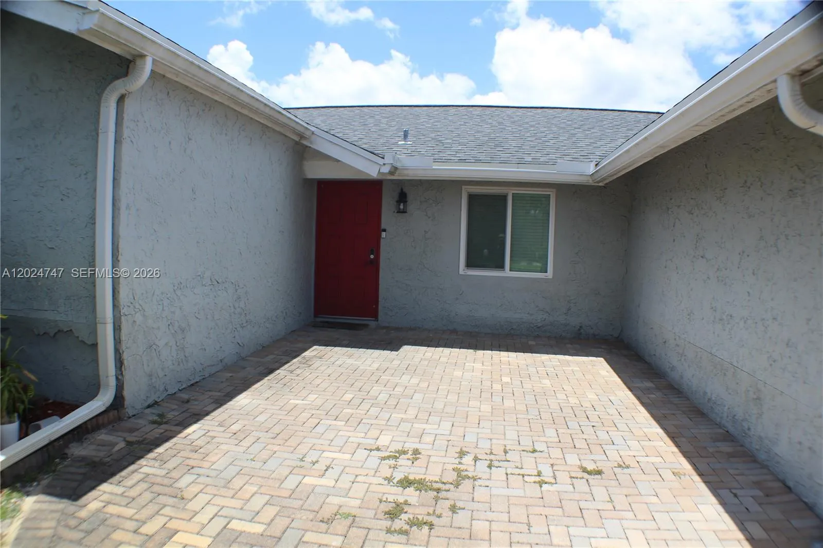 1317 SW 82nd Ave, North Lauderdale FL 33068