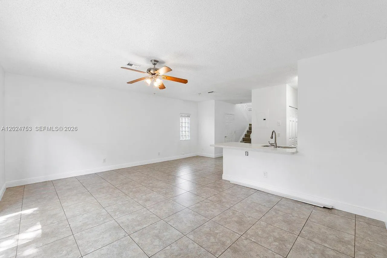 16035 Emerald Cove Rd, Weston FL 33331