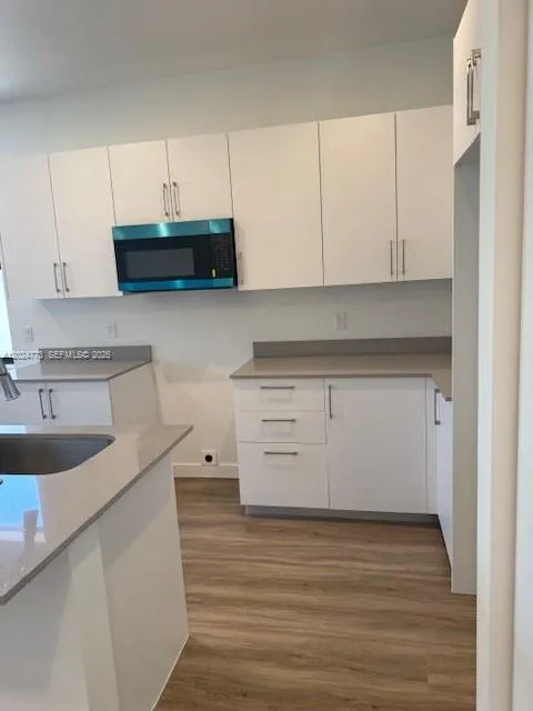152 NW 10th Ter # D, Florida City FL 33034