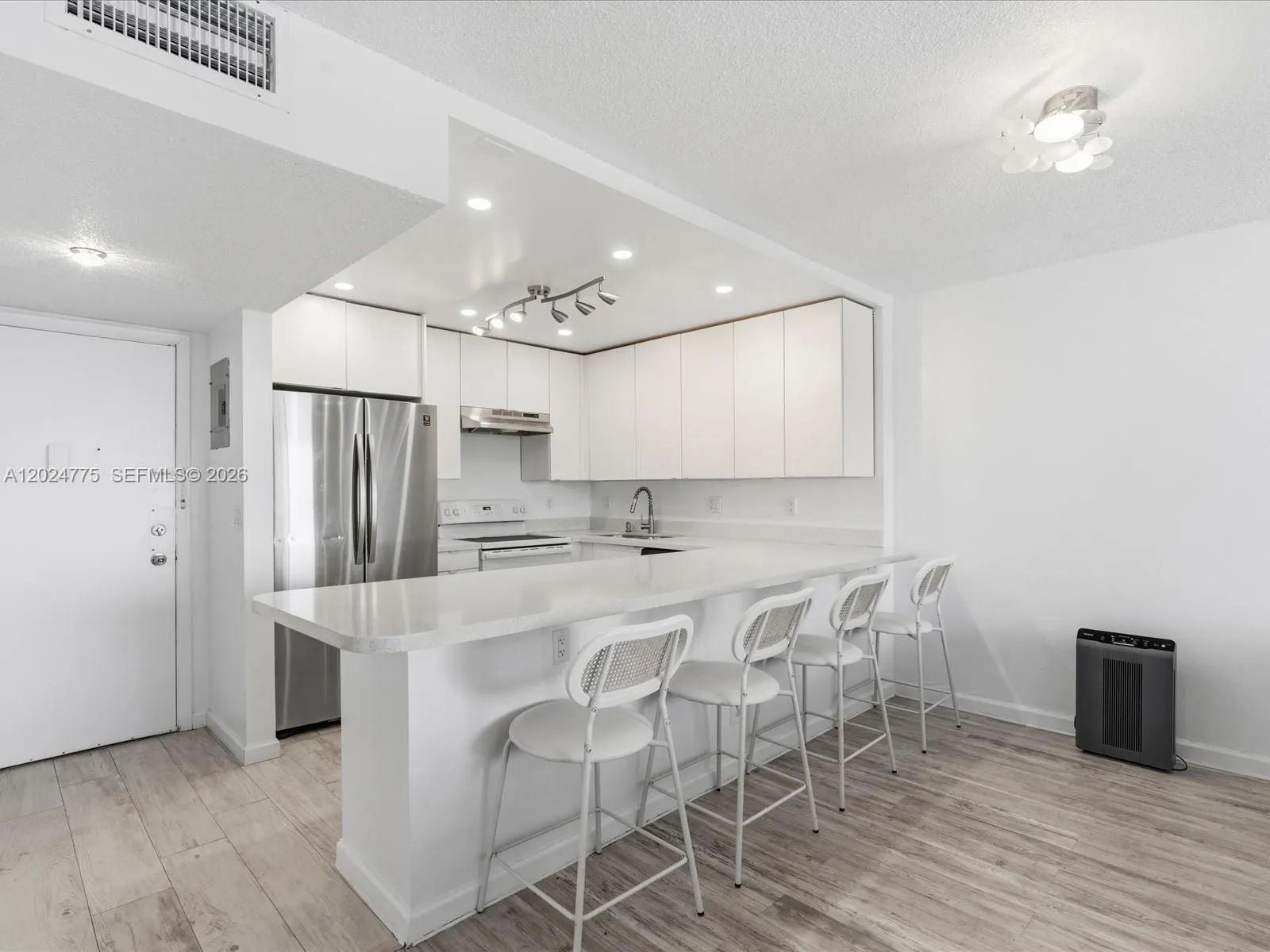 1817 S Ocean Dr # 918, Hallandale Beach FL 33009