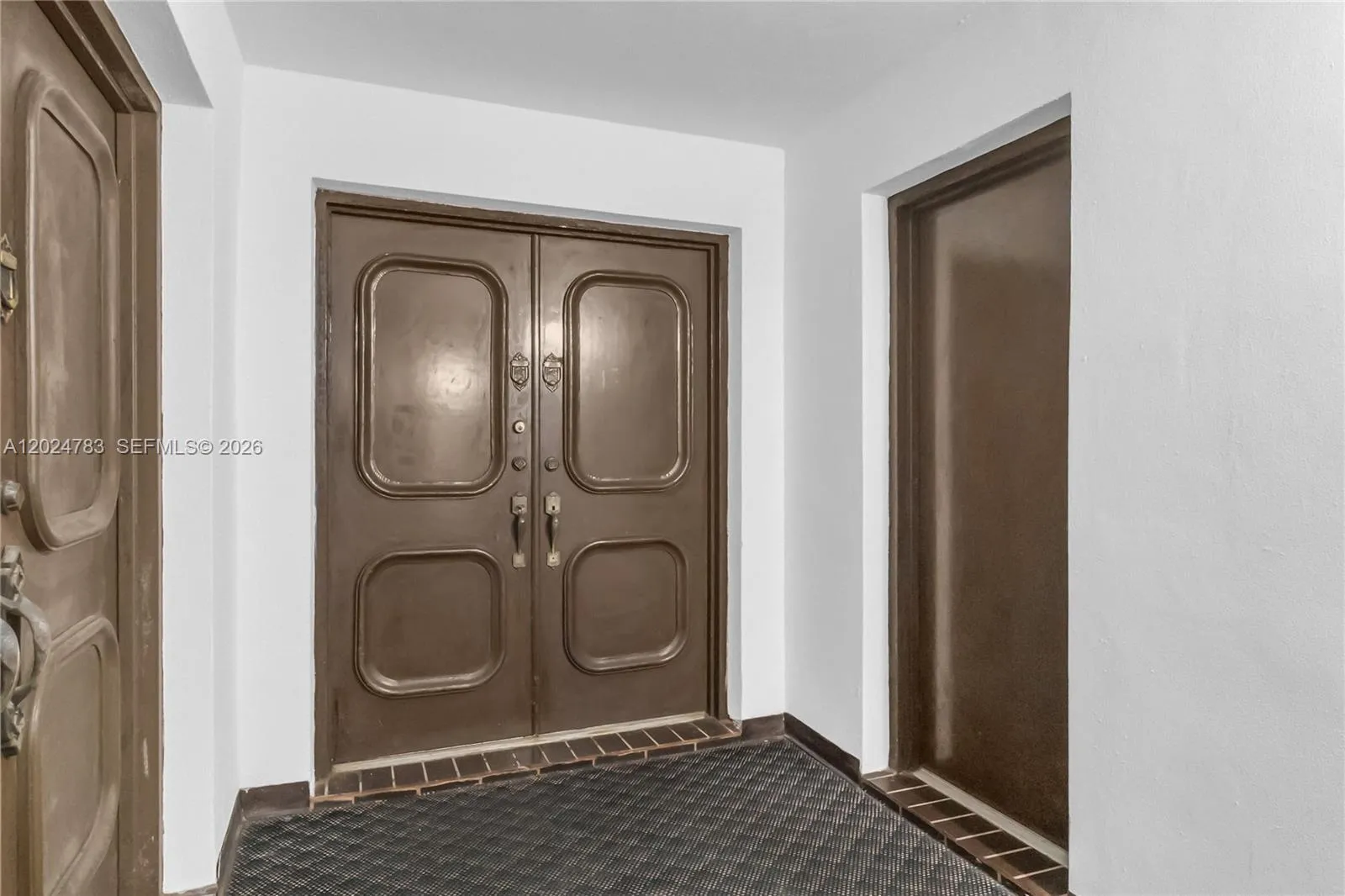 13951 Kendale Lakes Cir # 208A, Miami FL 33183