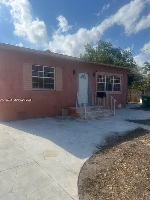 9230 NW 16th Ave # 0, Miami FL 33147