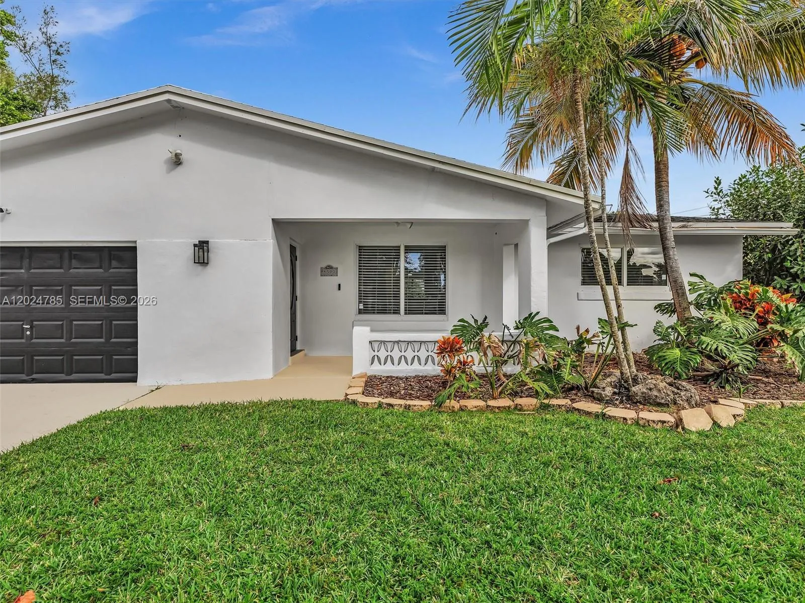 4500 SW 42nd Ter, Dania Beach FL 33314