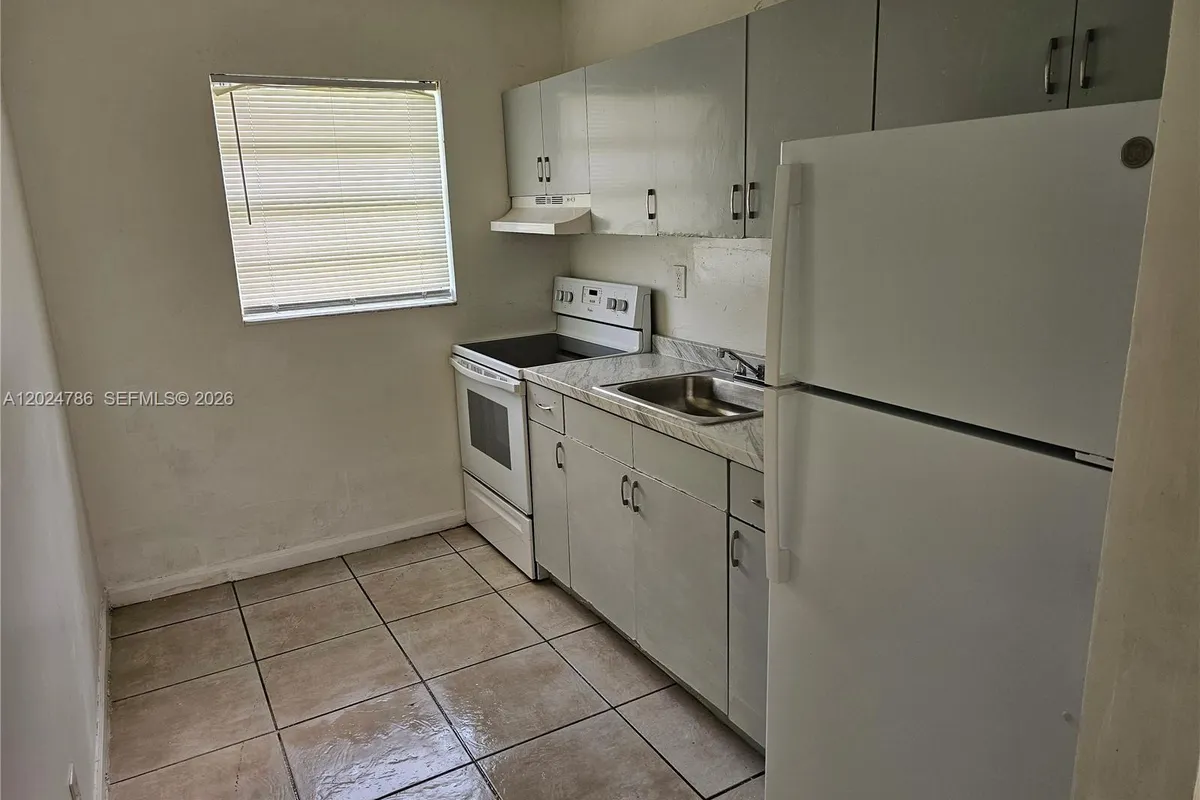2451 NW 8th Pl # 1, Fort Lauderdale FL 33311