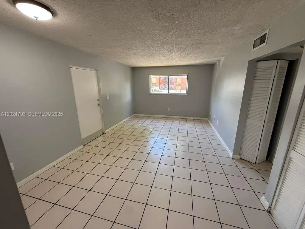 1501 W 42nd St # 110, Hialeah FL 33012