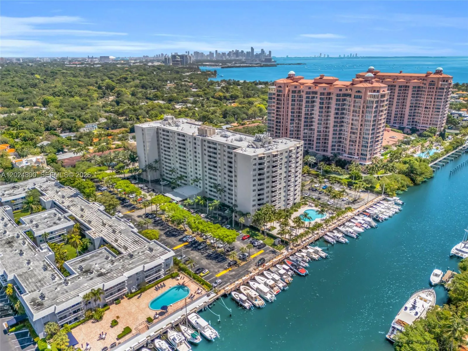 90 Edgewater Dr # 1201, Coral Gables FL 33133