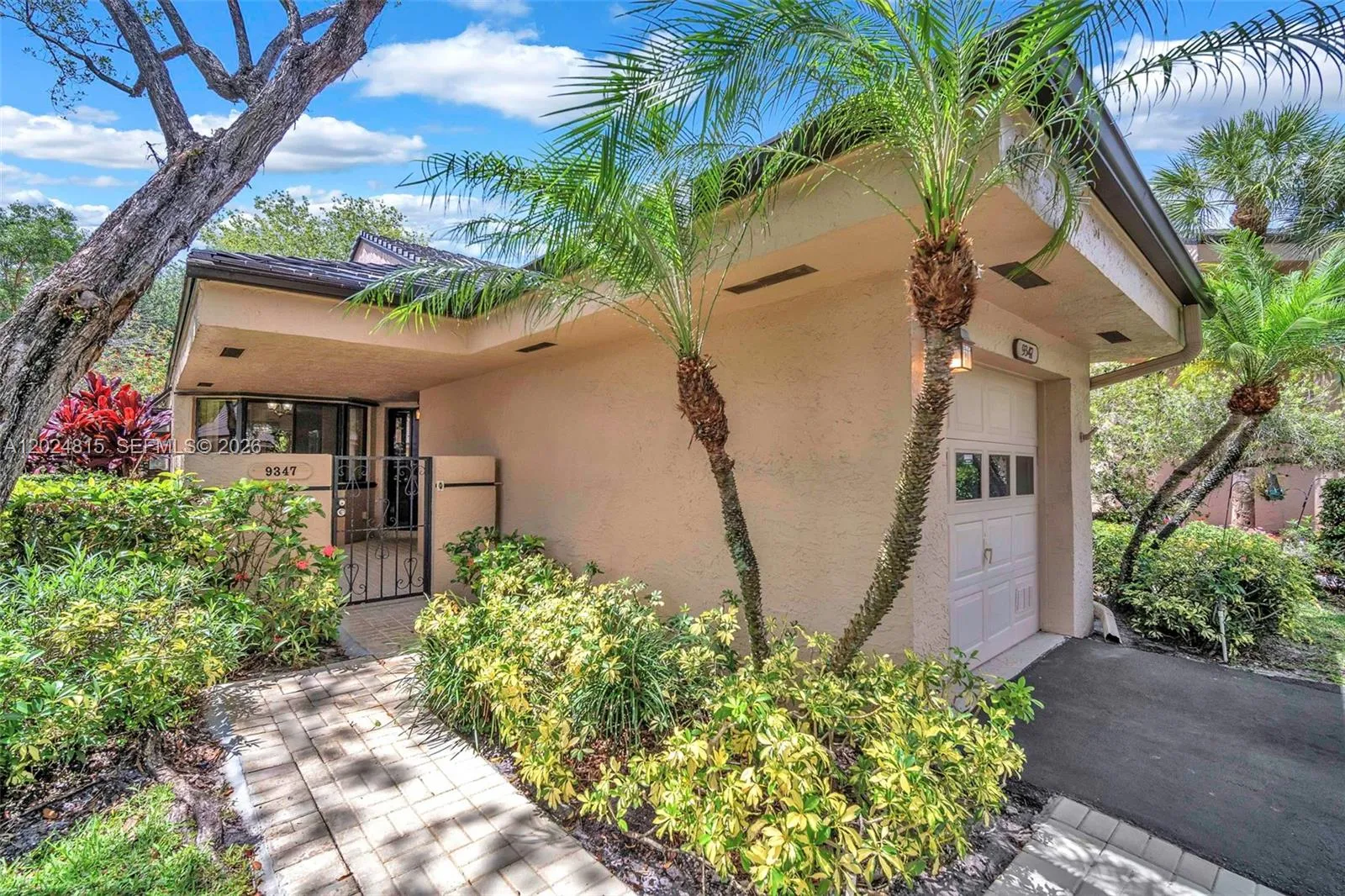 9347 N Chelsea Dr N, Plantation FL 33324