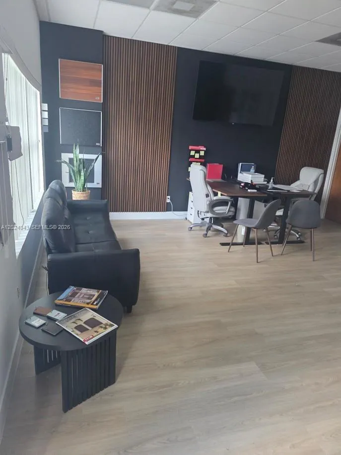 3560 Work DR # 6, Fort Myers FL 33916