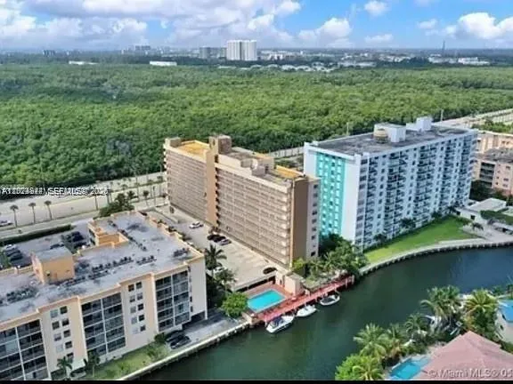 2903 N Miami Beach Blvd # 907, North Miami Beach FL 33160
