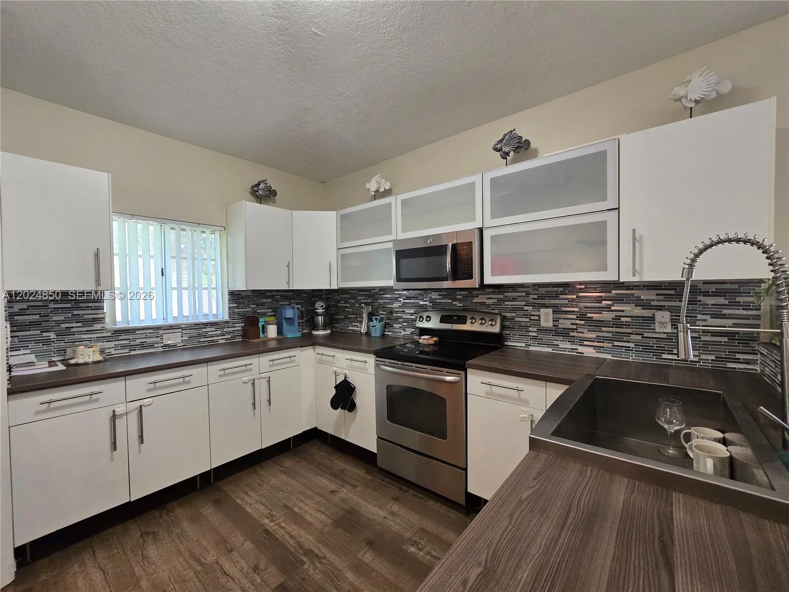 1236 NE 32nd Ave, Homestead FL 33033