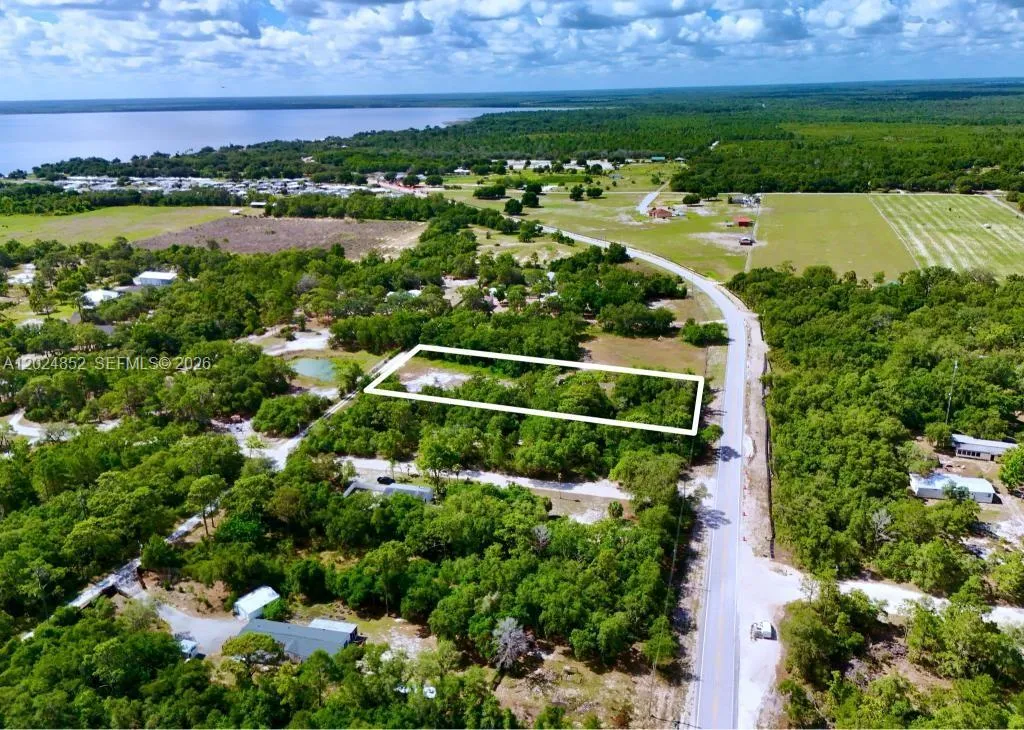 3175 Walk In Water Rd, Lake Wales FL 33898