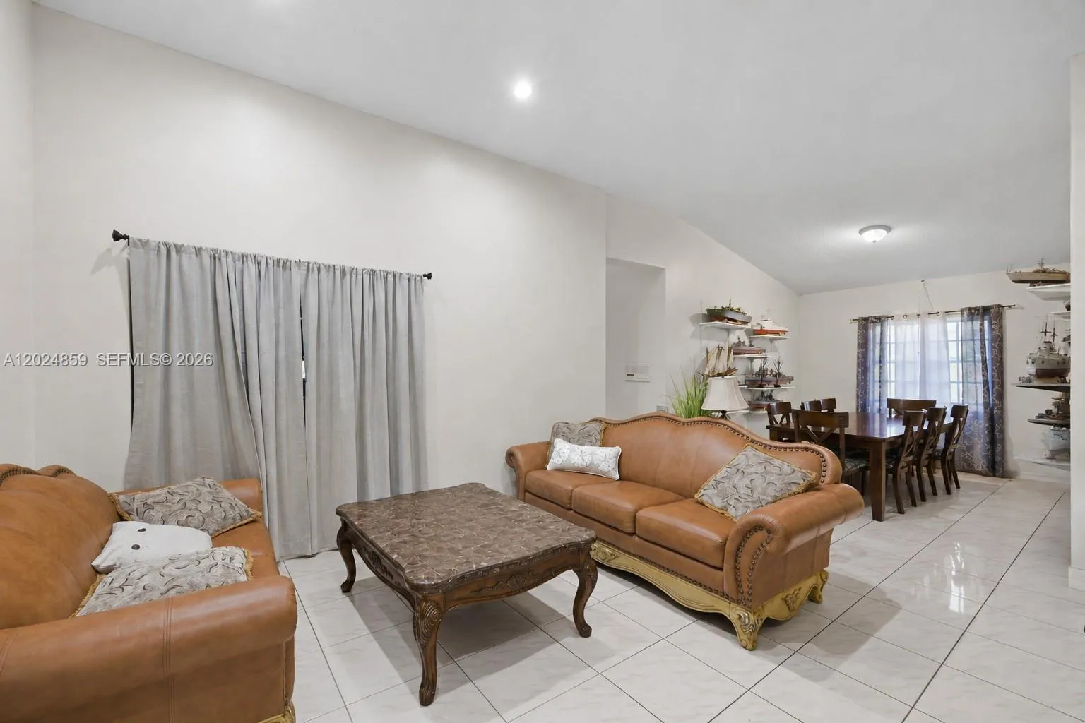 7831 NW 160th Ter, Miami Lakes FL 33016