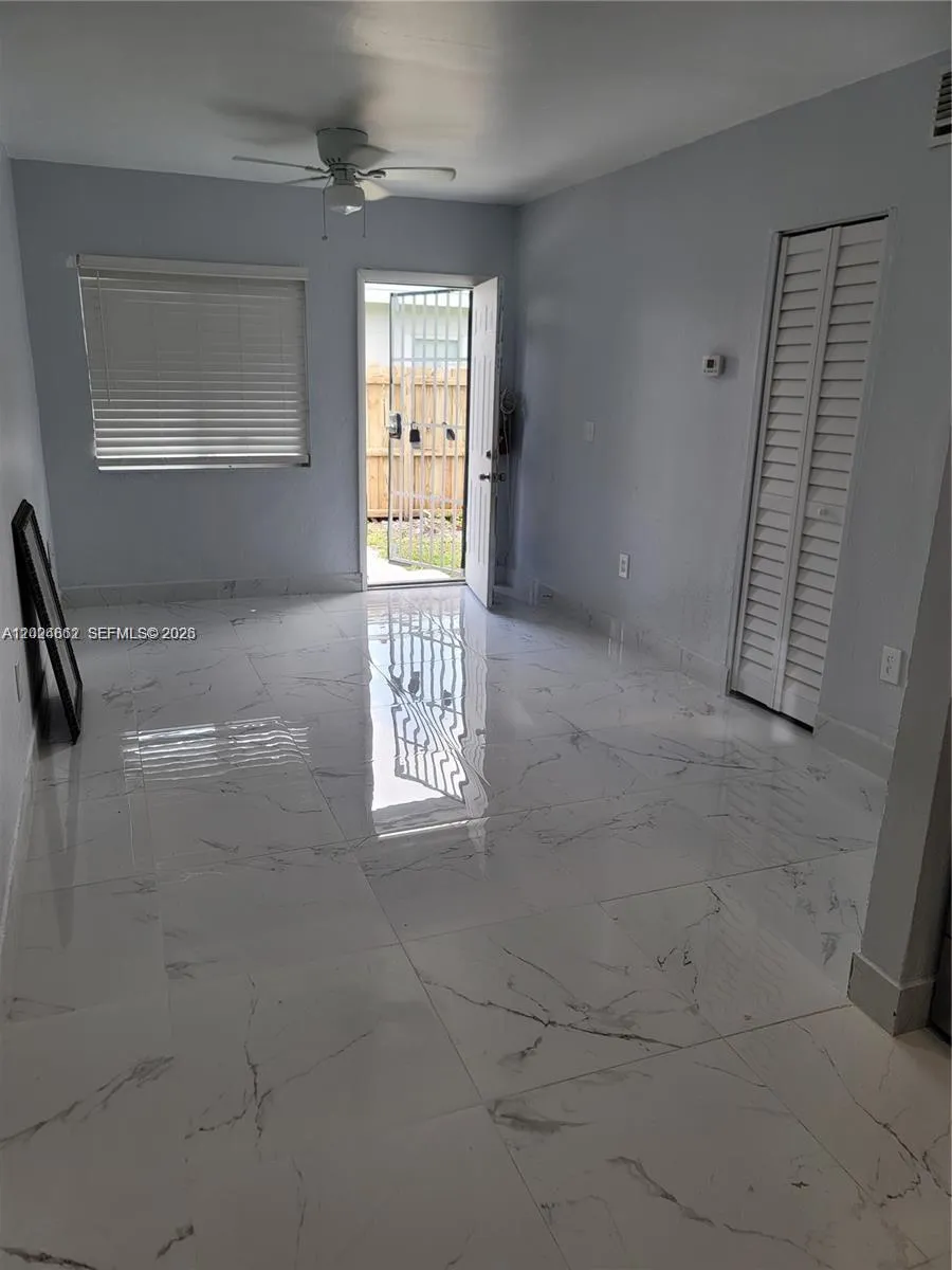 22300 SW 117th Ave # 4, Miami FL 33170