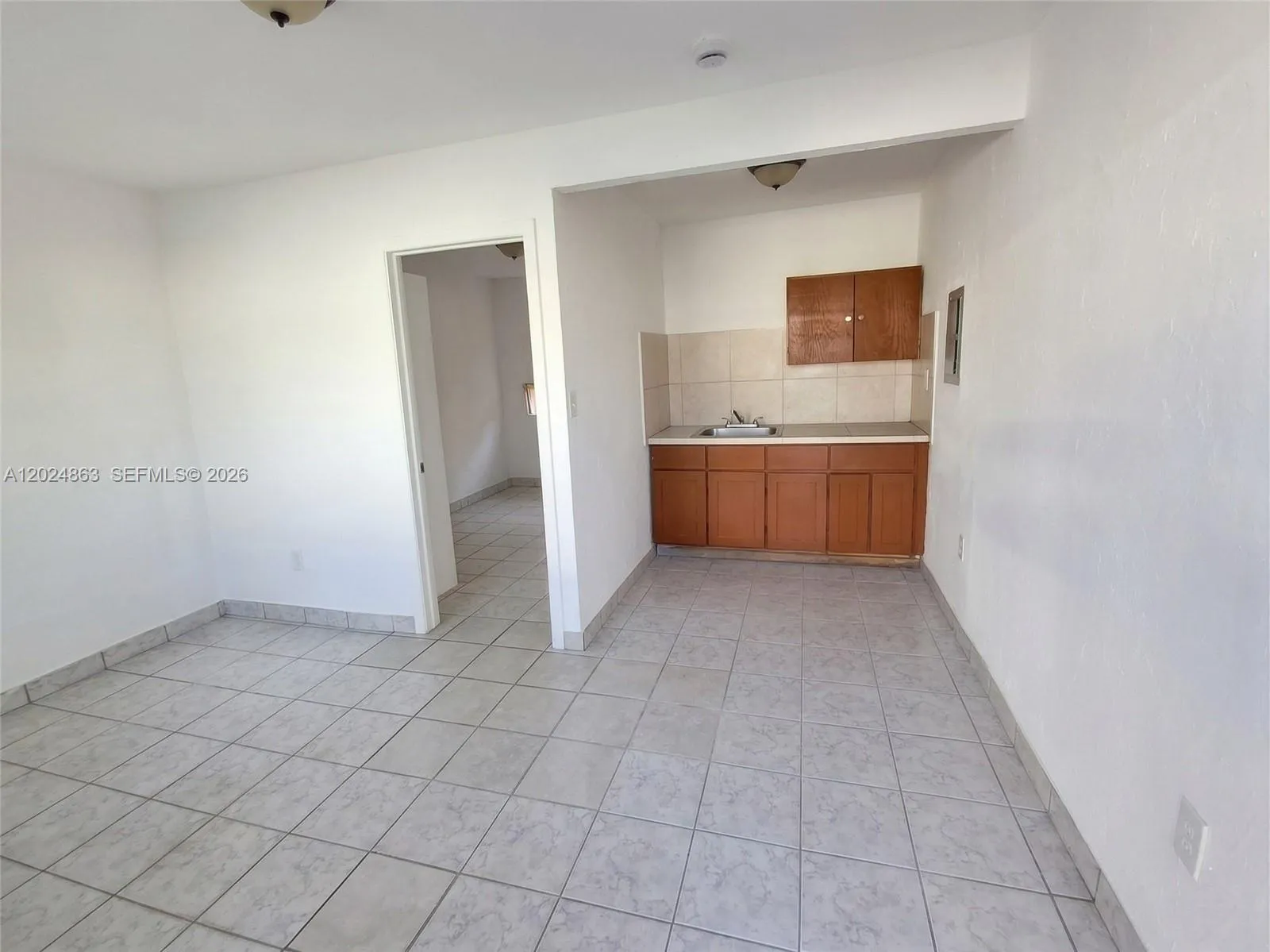 625 W Avenue A, Belle Glade FL 33430