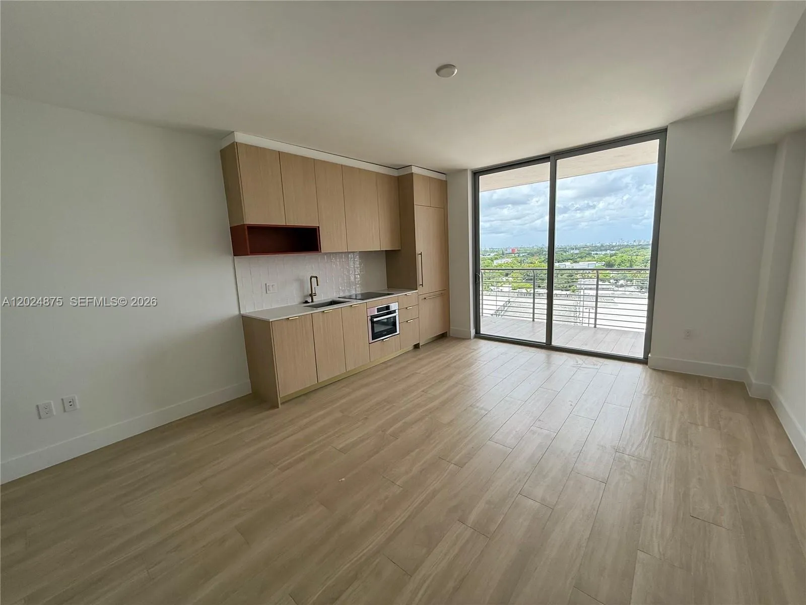90 NE 32 # 1016, Miami FL 33137